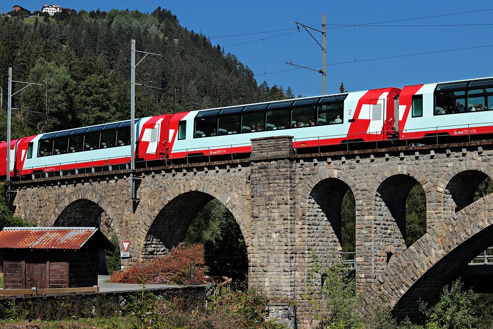 Średzkie wagony w Szwajcarii